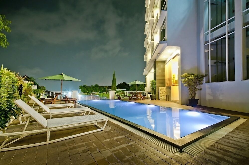 Point C Hotel Bandung 49/50