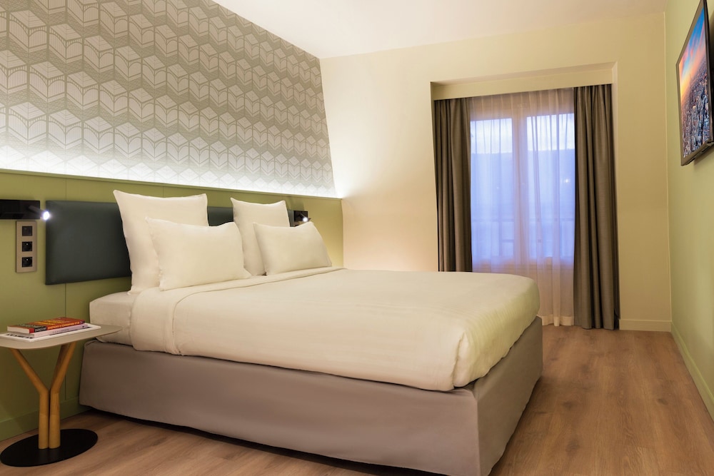 DELUXE, APARTMENT