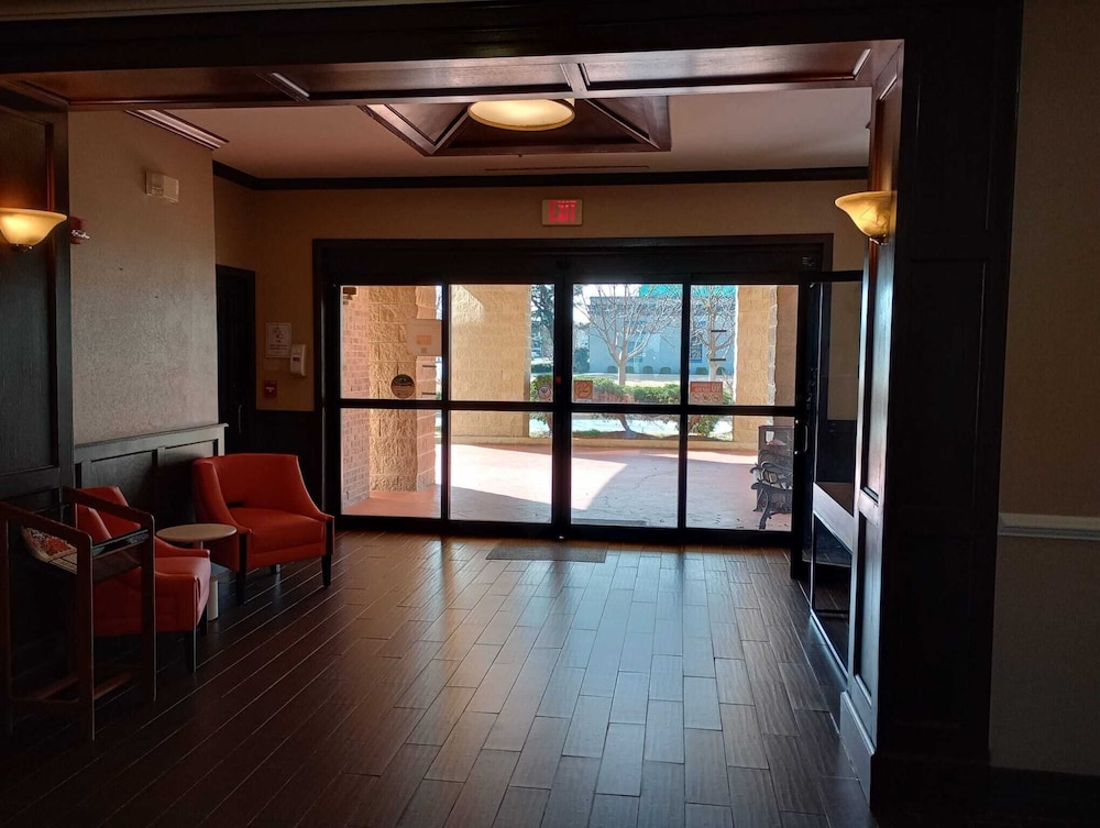 Northwest Expressway Hotel Oklahoma 21/31