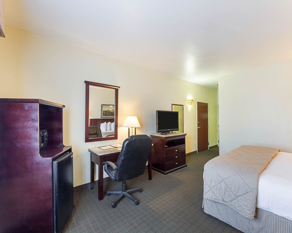 Quality Inn & Suites Kerville, TX 38/41