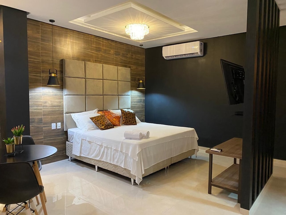 Hotel Sandis 13/37