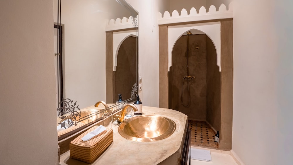 Riad Yakimour 24/48