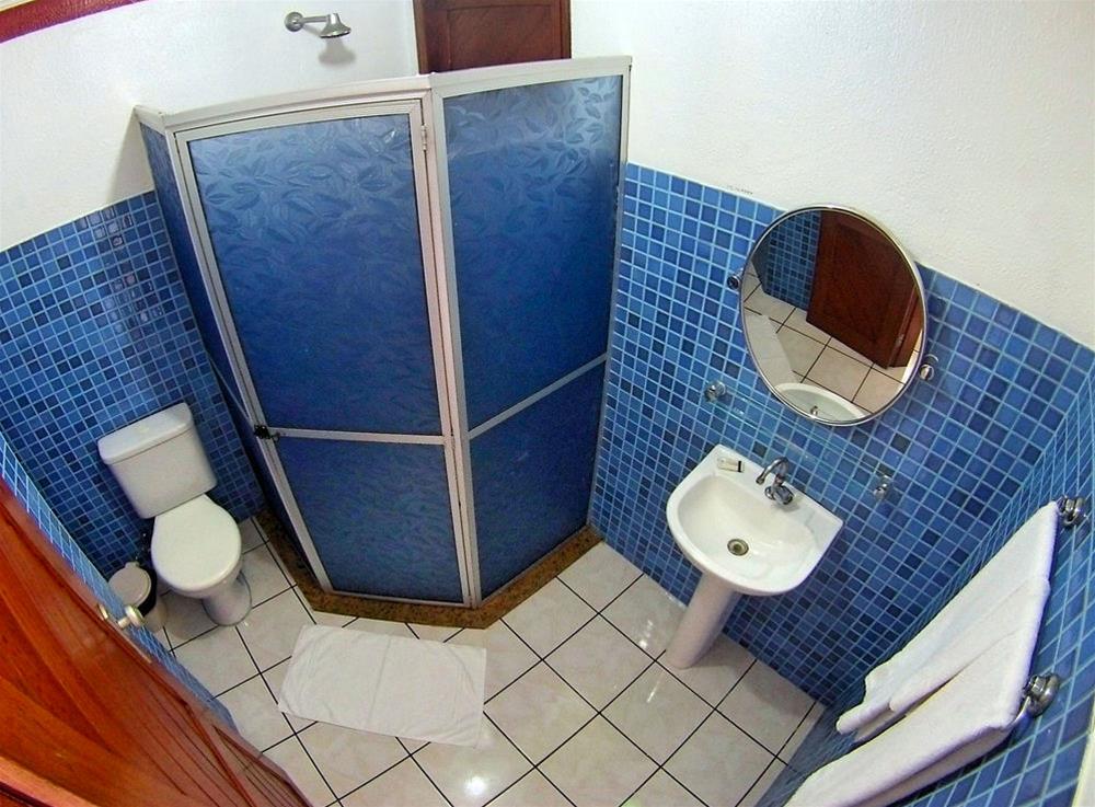Hotel Riviera D amazonia 44/47