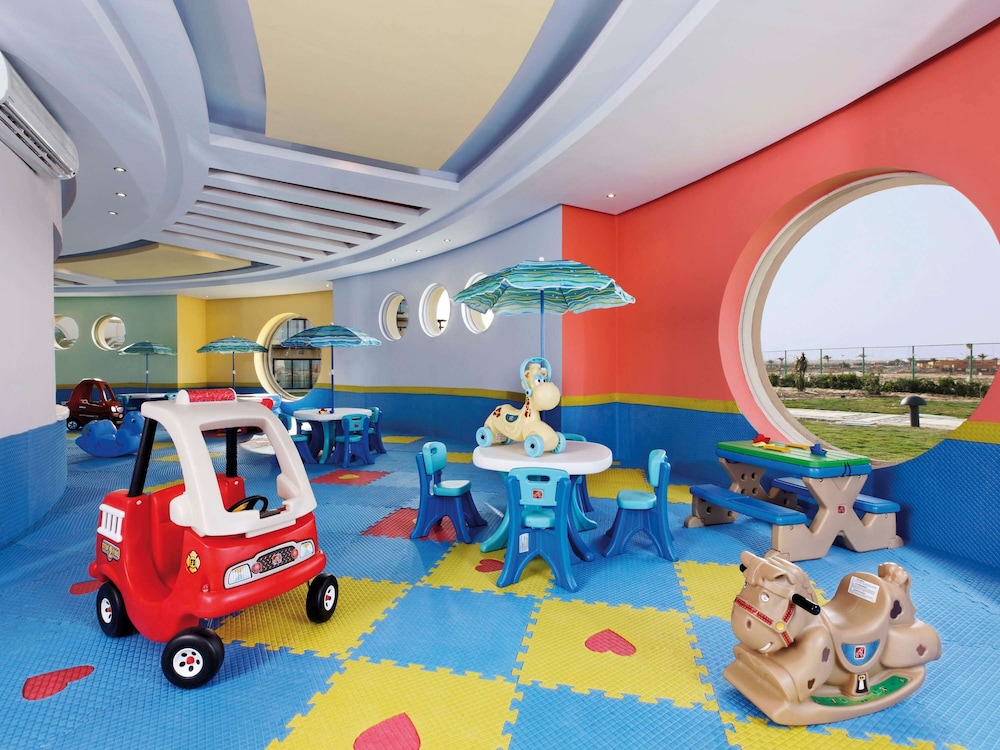 Movenpick Waterpark Resort and Spa Soma Bay 74/83