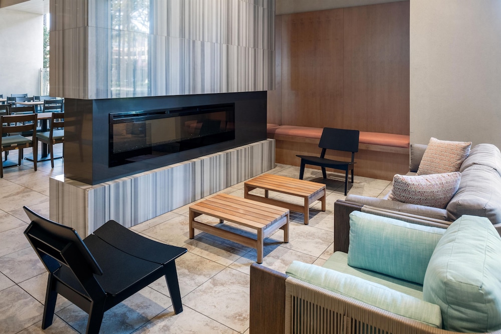 HYATT HOUSE AT ANAHEIM RESORT/CONVENTION CENTER 42/64