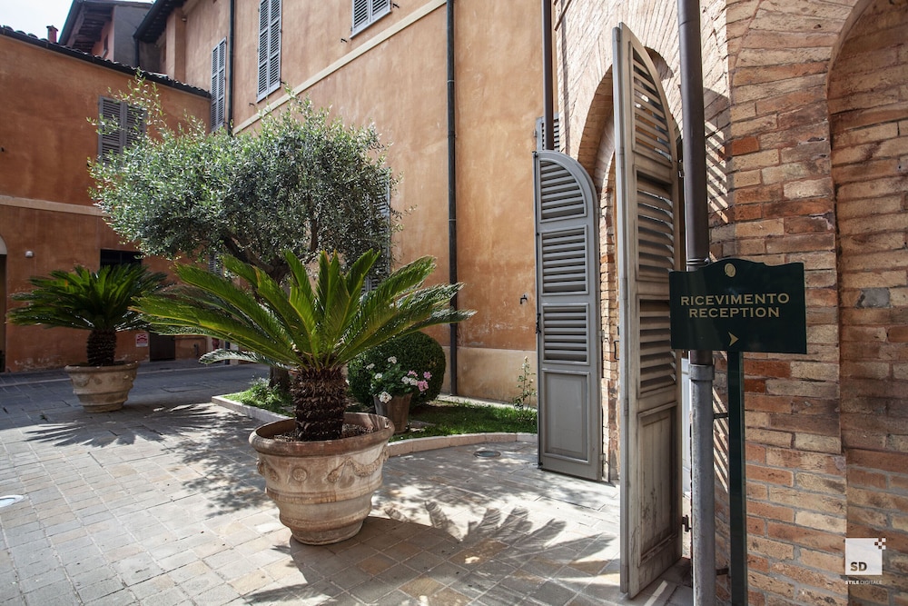Palazzo Galletti Abbiosi 19/50