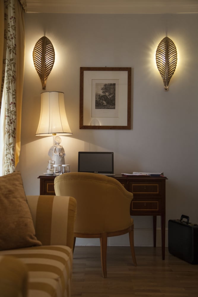 Relais Villa San Martino 44/46