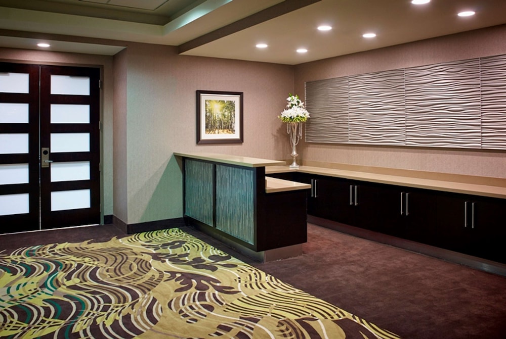 Homewood Suites By Hilton Hamilton Ontario Canada 22/50