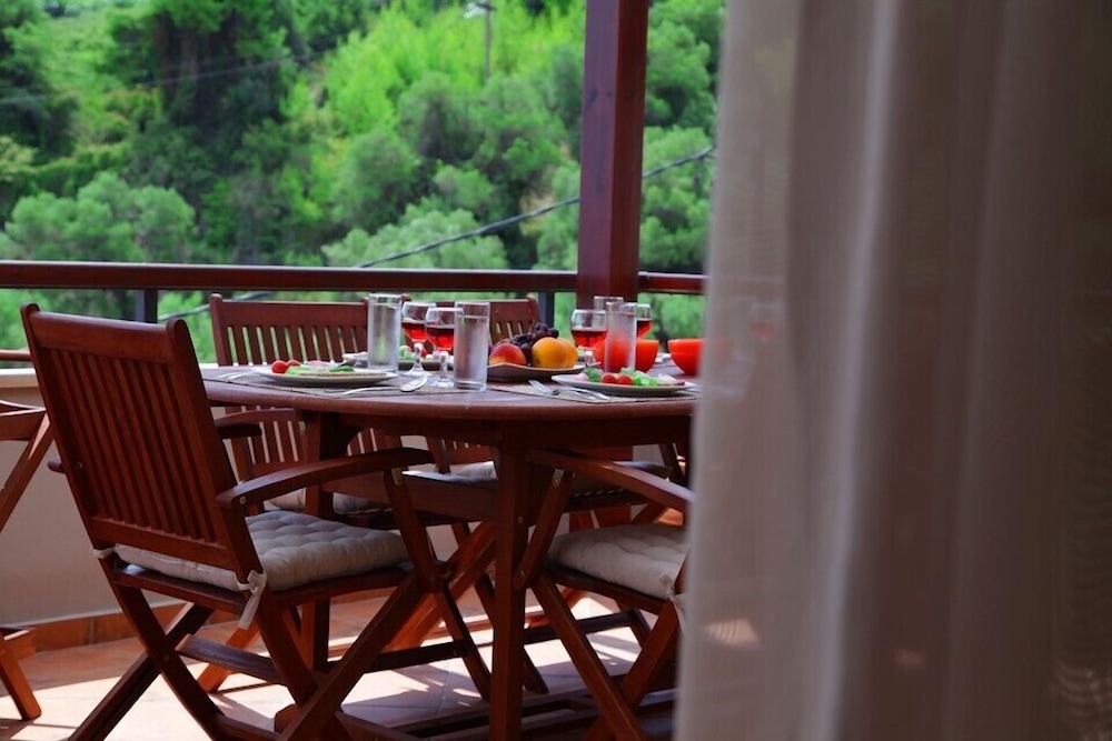 Kassandra Village Resort 68/79