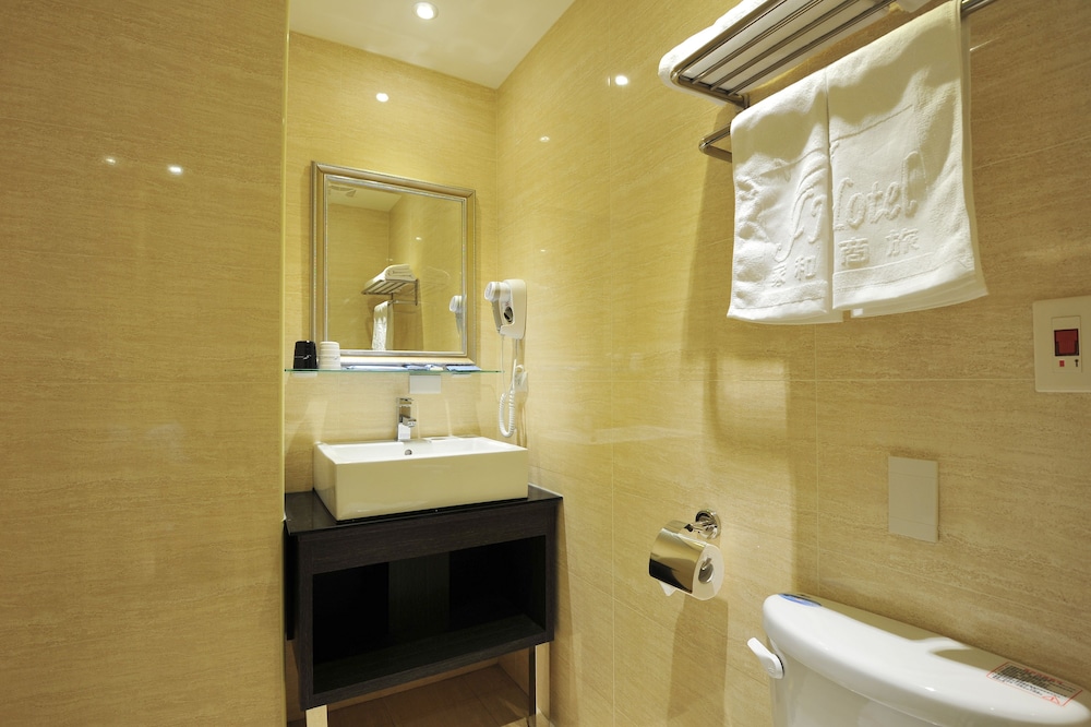 J Hotel 54/60