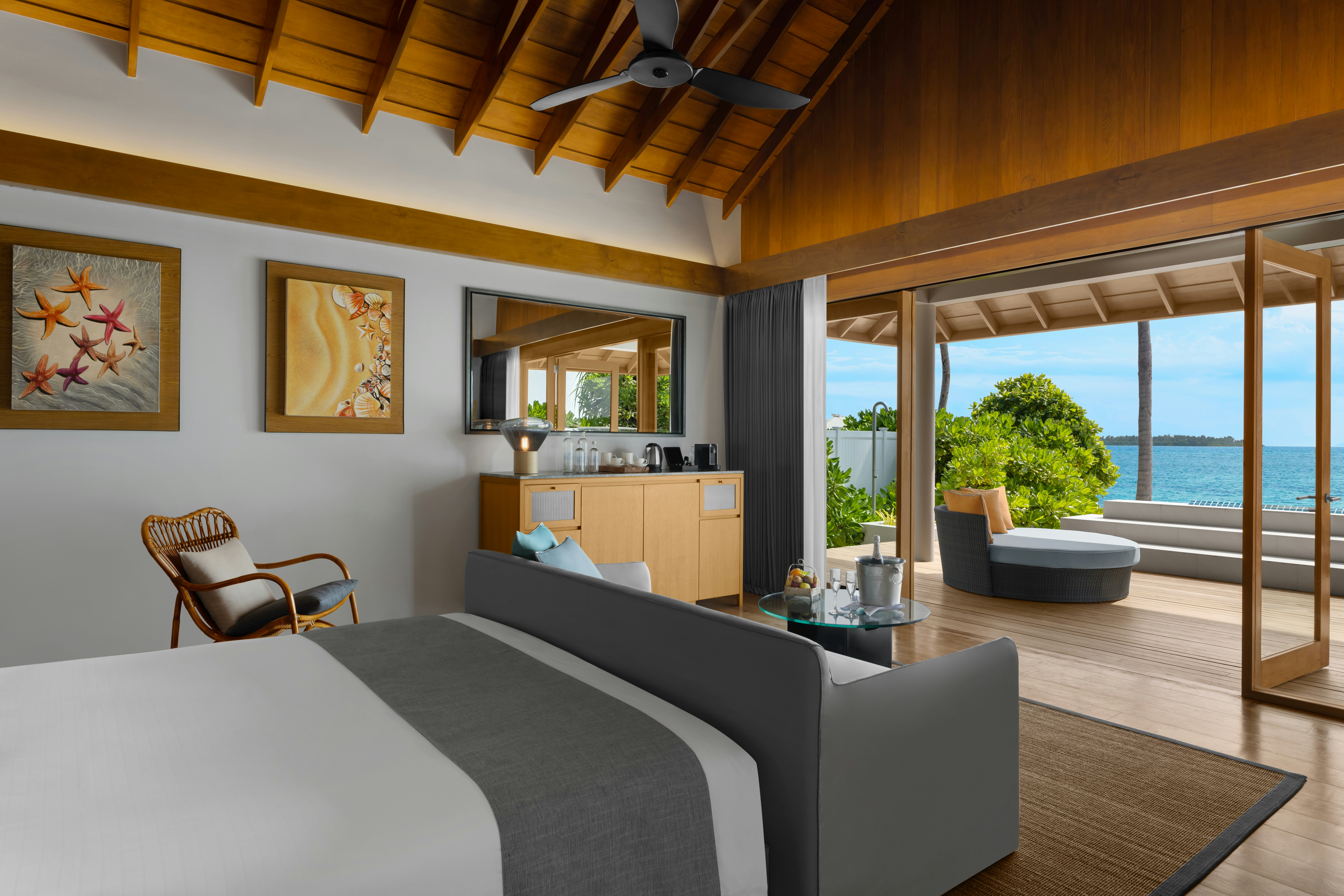Emerald Faarufushi Resort and Spa 32/94