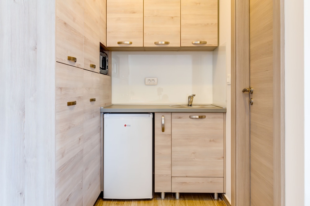 Almare Apartments Budva 7/50
