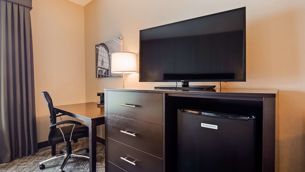 Best Western Plus Philadelphia-Pennsauken Hotel 31/32