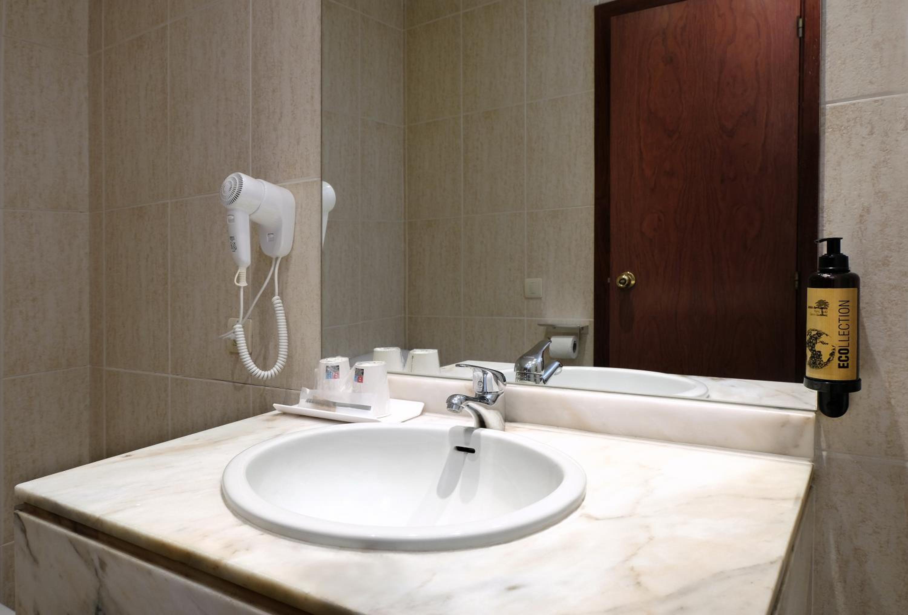 Hotel Belcaire 48/49