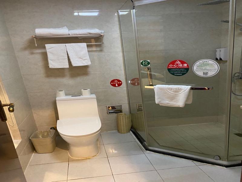 GreenTree Inn Shanghai JinShan Wanda Plaza Longxiang Road Express Hotel 60/64