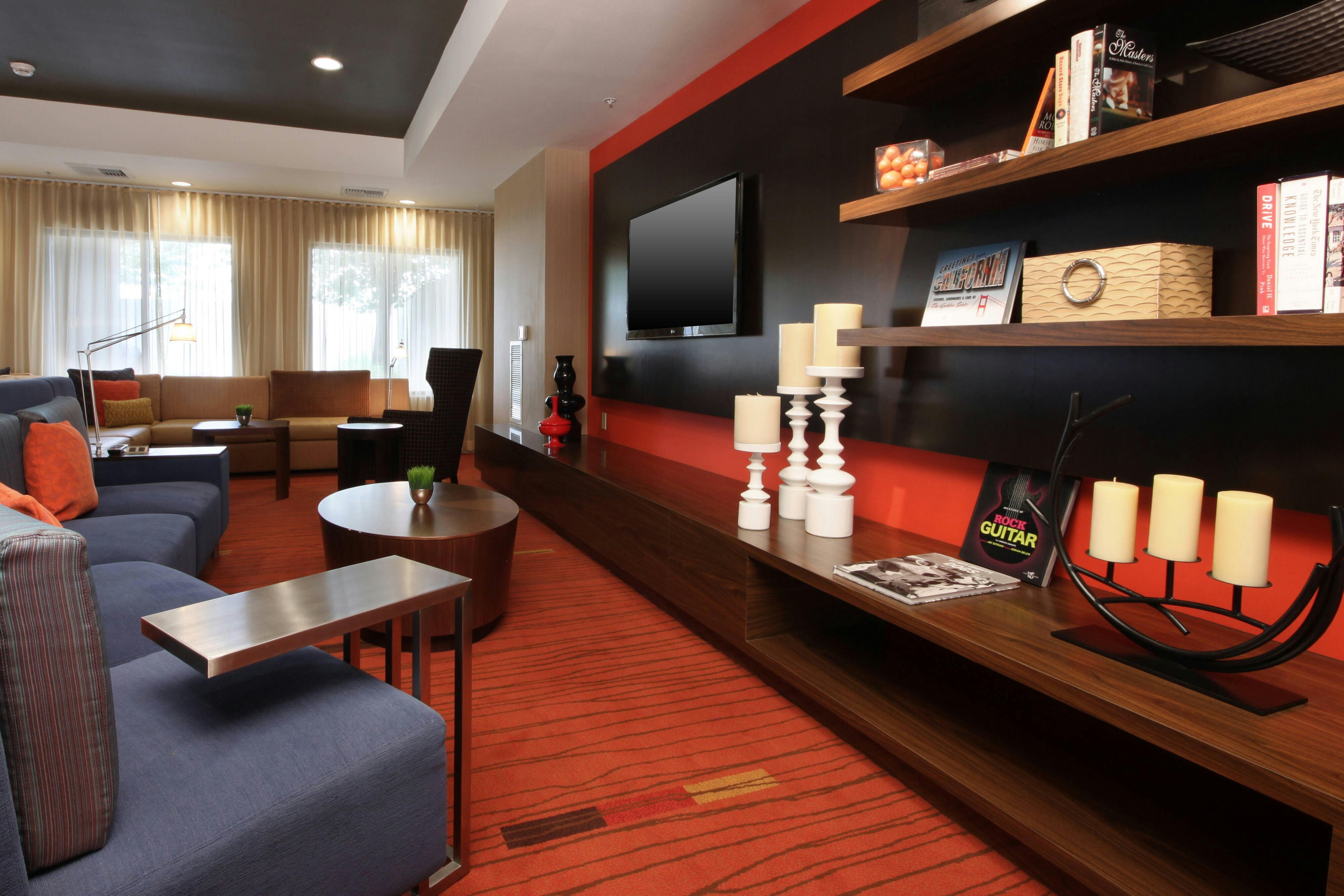 Courtyard by Marriott Salinas Monterey 7/13