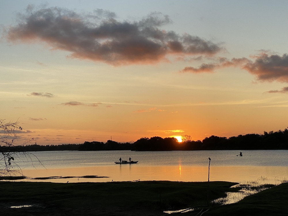 Yala Lake View Cabanas 15/28