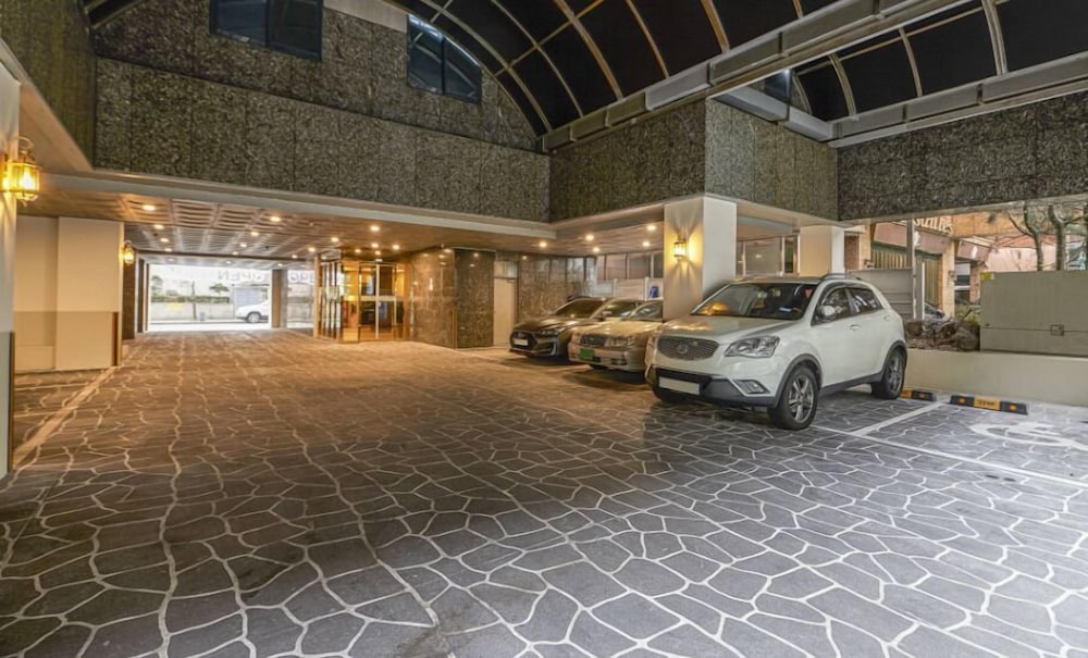 Hotel 99 Prestige 60/68