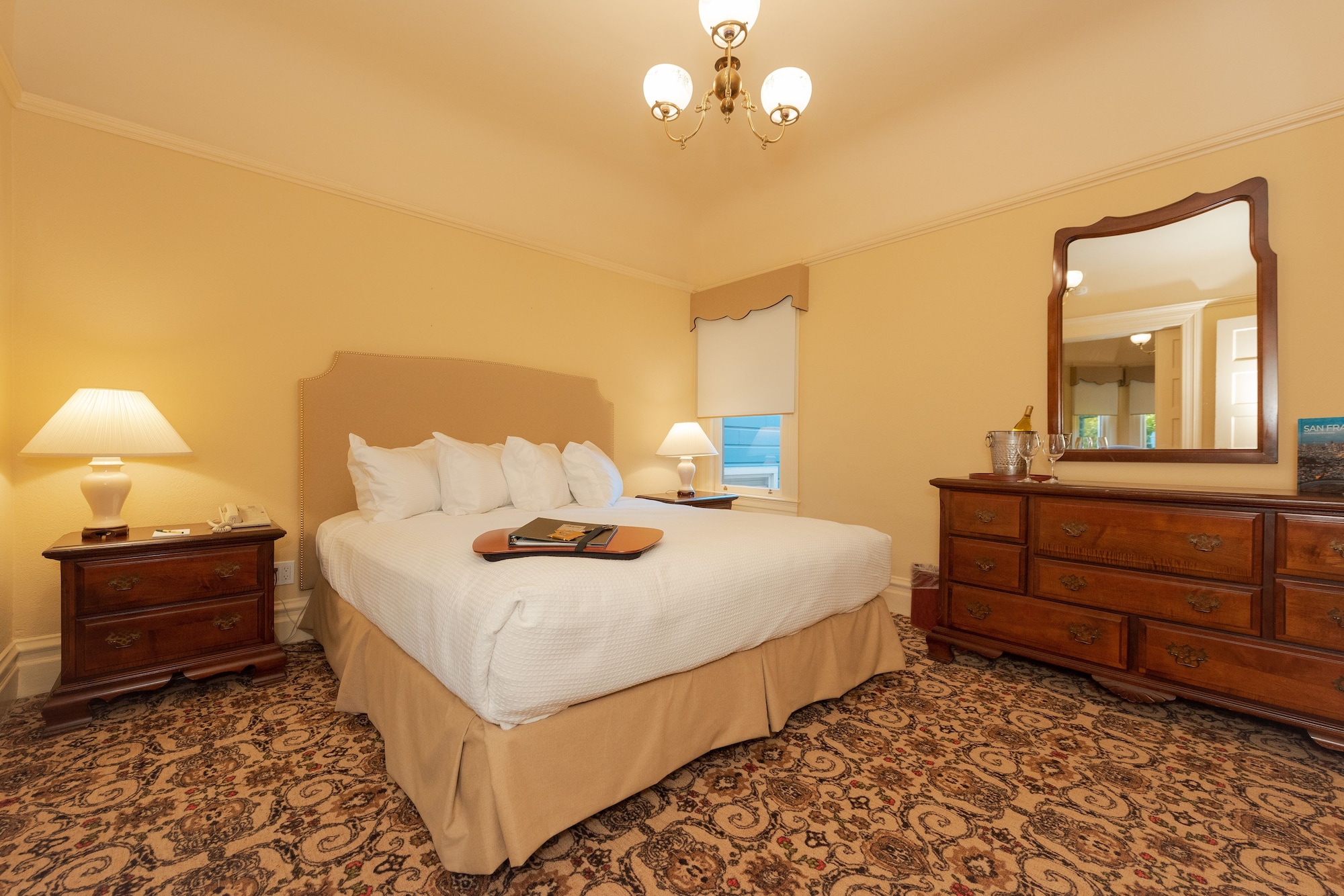 1 BEDROOM, FAMILY SUITE