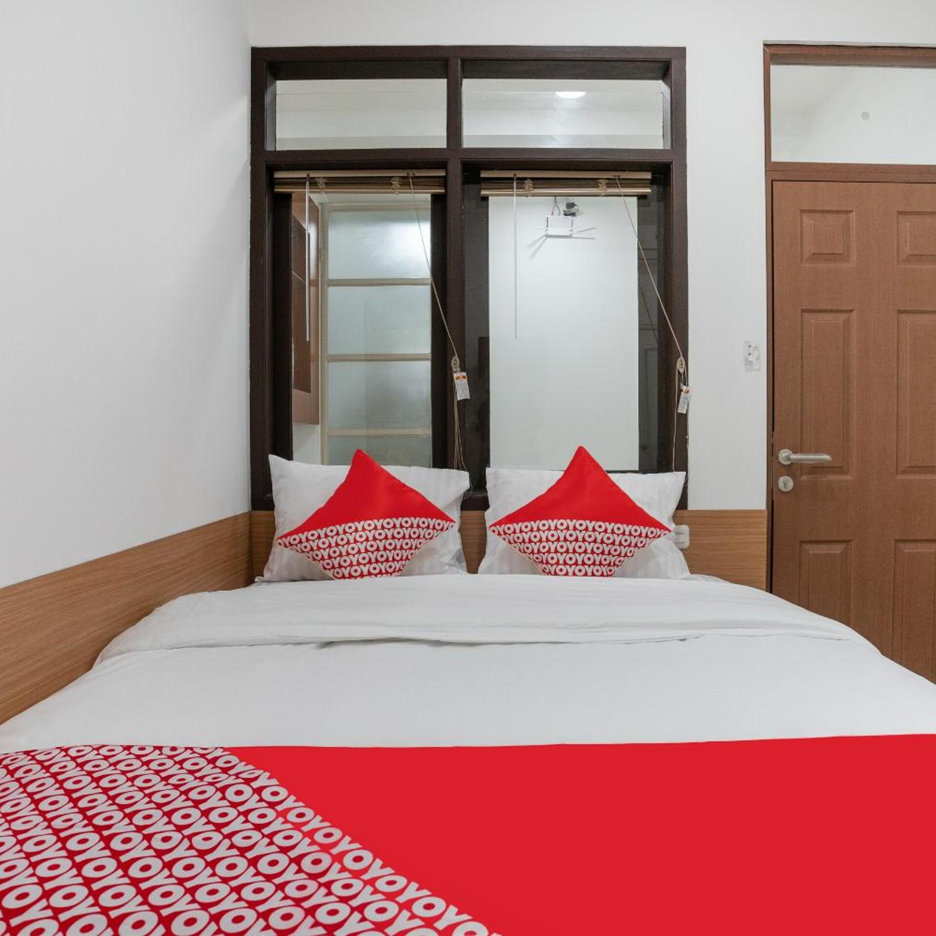 Hotel O Hegarbudhi Residence 22/49