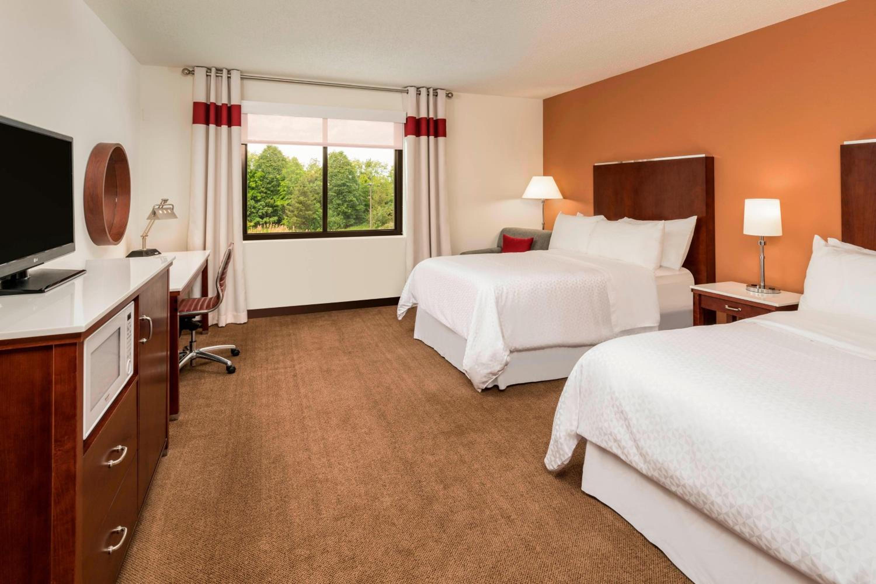 Room at Four Points by Sheraton Boston Logan Airport Revere, REVERE - MA