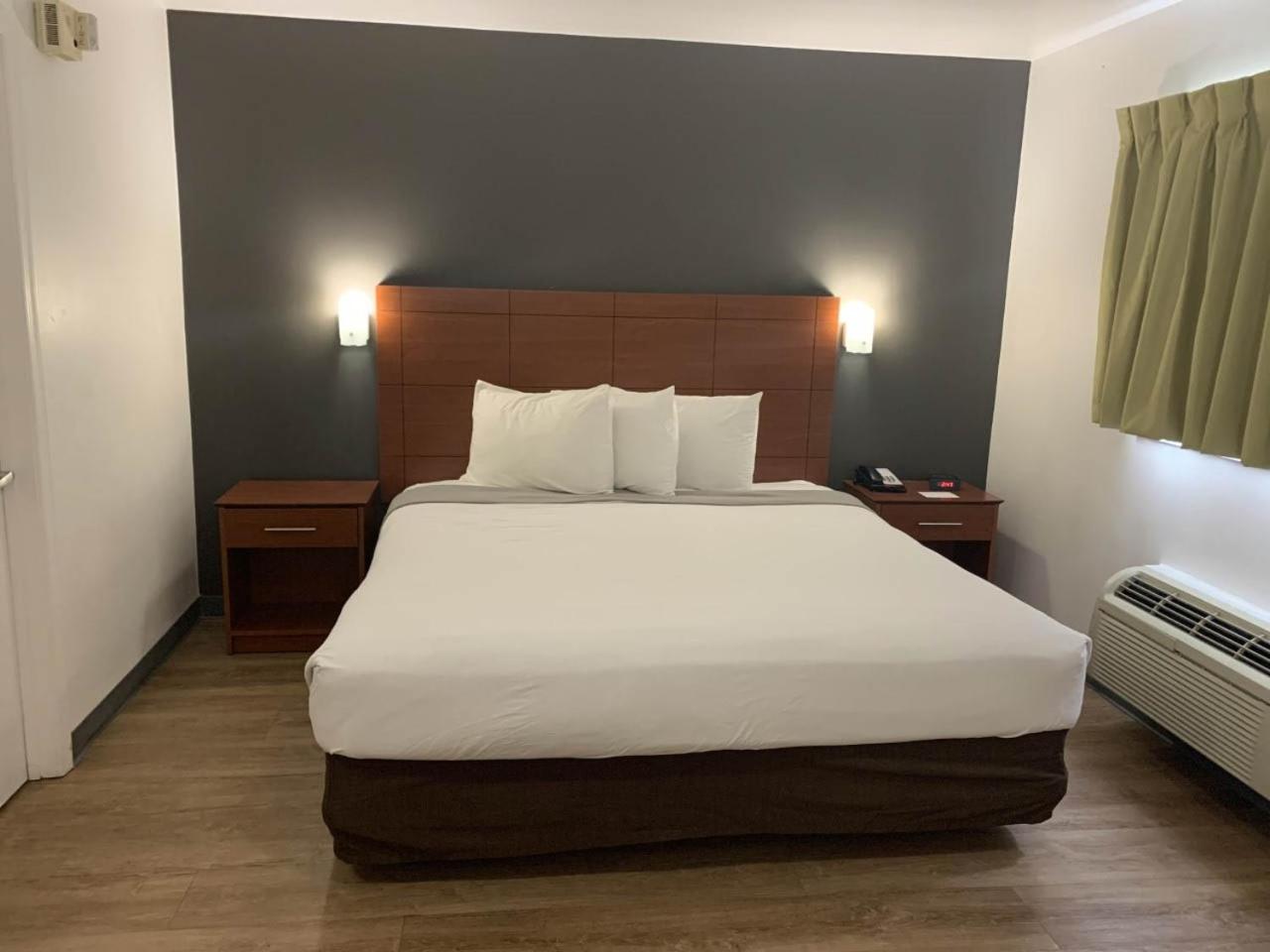 Superior, King Bed