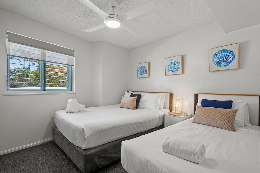 3 Bedrooms, Superior, 4 Beds, 3 Queen Beds, Ocean Front