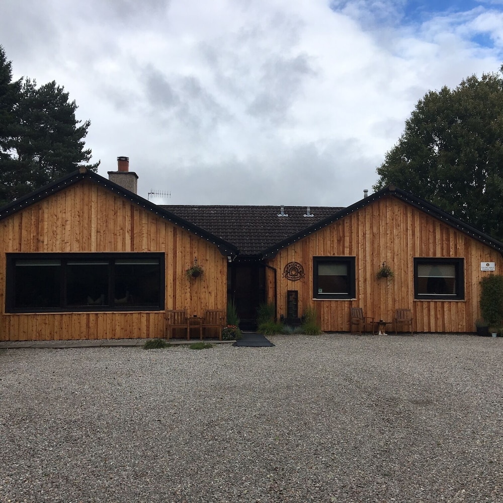 Eriskay B&B and Glamping 66/69