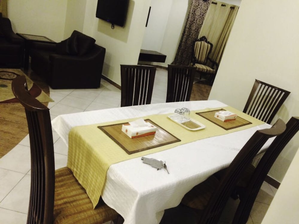 Grand Regency Hotel 42/50