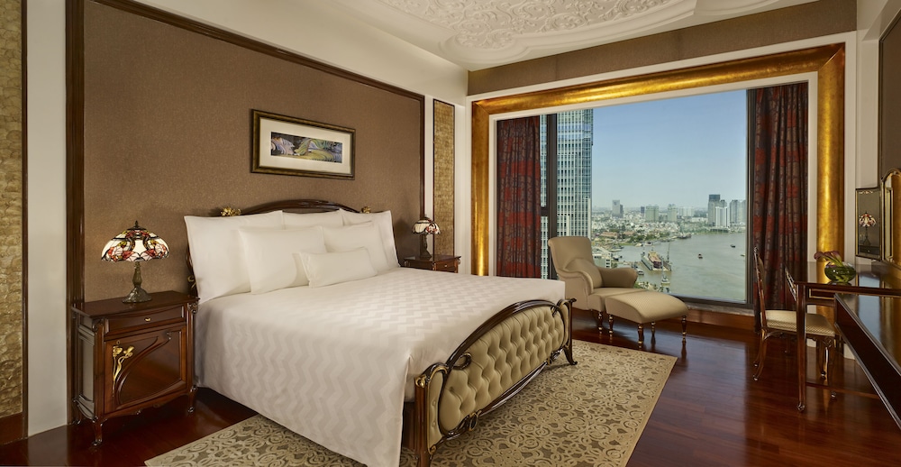 The Reverie Saigon Residential Suites 19/76