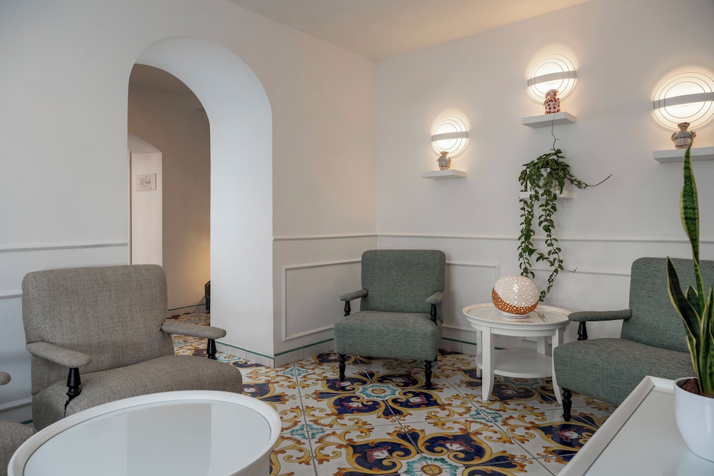 Savoia Hotel 77/80