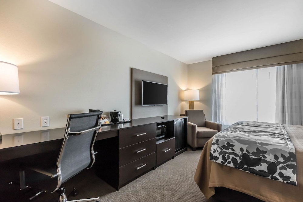 Sleep Inn & Suites O Fallon MO - Technology Drive 9/36