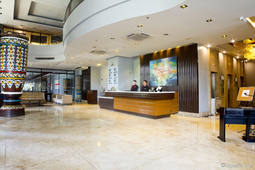 Lancaster Hotel Manila 6/45