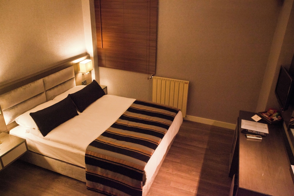 The New Hotel Zeybek 38/74