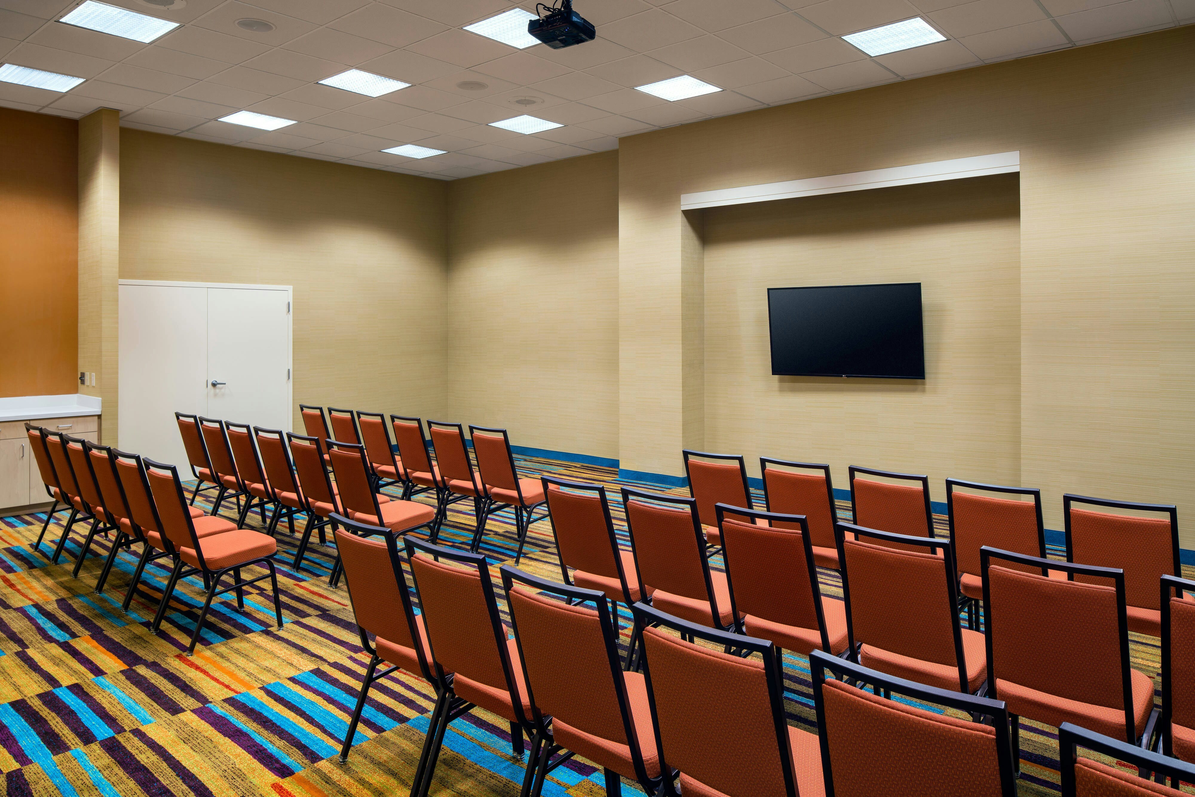 Fairfield Inn By Marriott Anaheim Resort 8/14