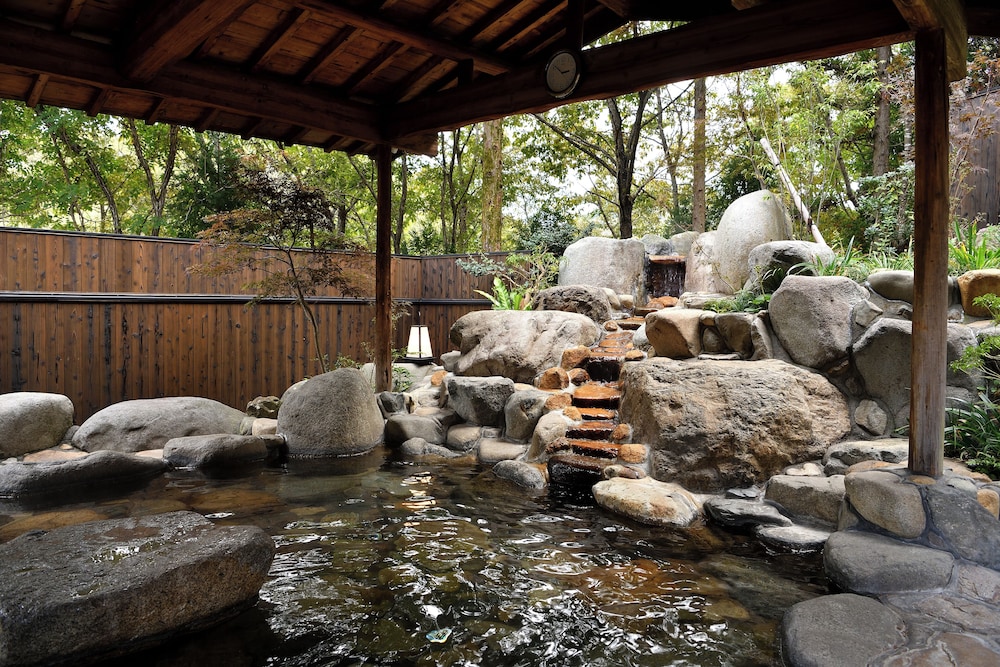 YUNOGO BISHUNKAKU 35/62