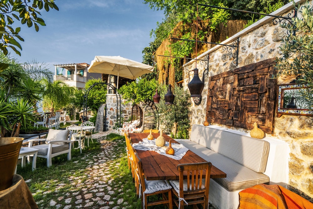 Unique Hotel Fethiye 55/69