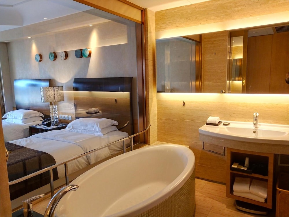 Marco Polo Parkside Beijing Hotel 71/84