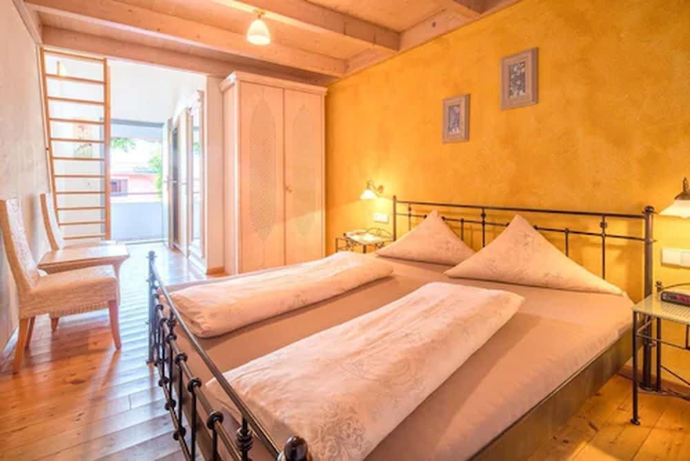 Hotel Arndt 9/32
