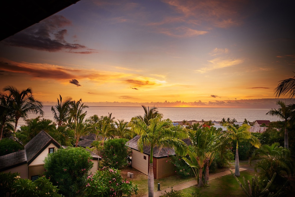 Iloha Seaview Hotel 66/68