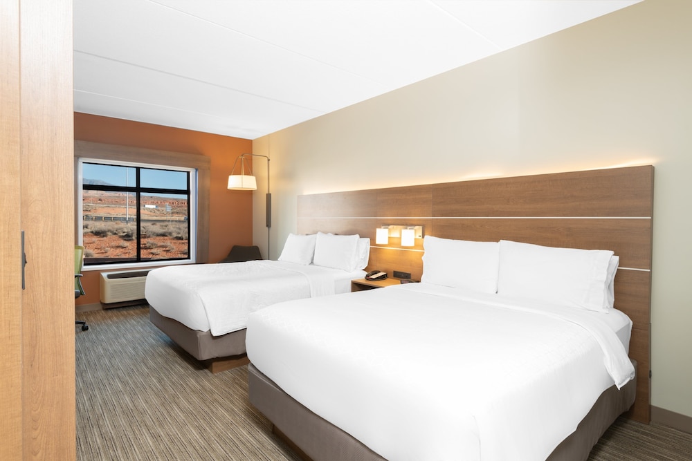 Standard, 2 Queen Beds