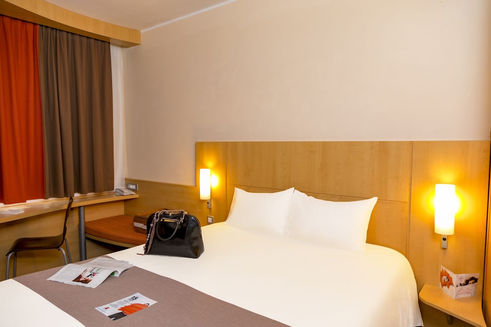 ibis Malabo 22/43