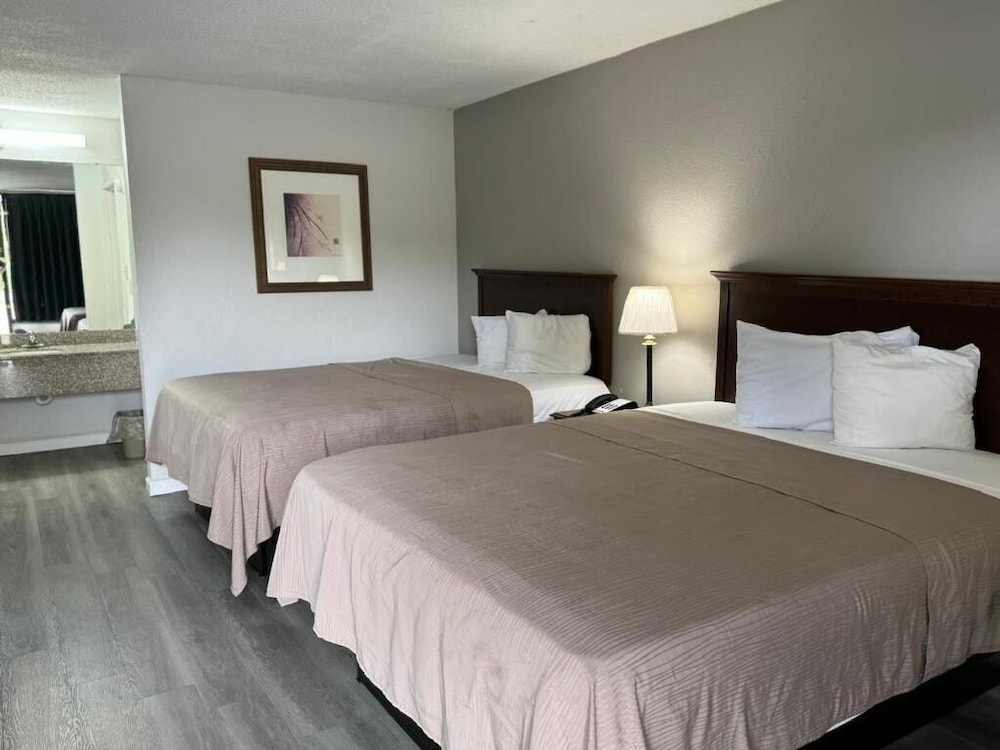 Motel6 Lugoff, SC 6/28
