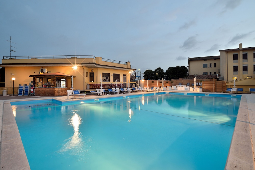 Hotel Ristorante Dante 2/50