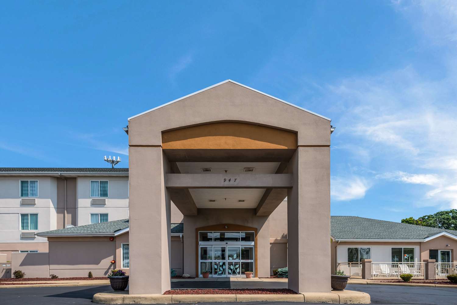 Sleep Inn & Suites Port Clinton 2/22
