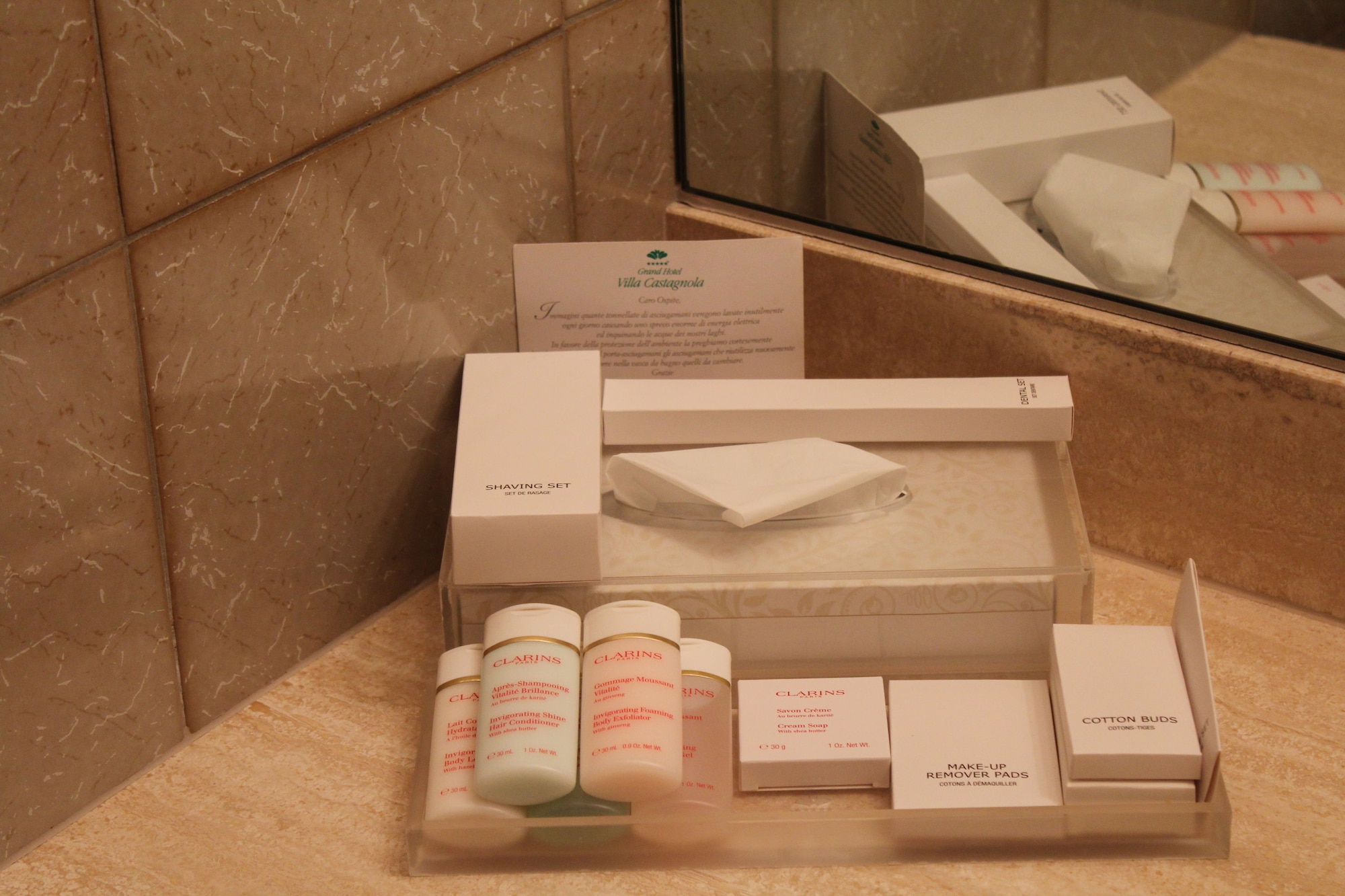 جناح بسرير مزدوج مع أريكة، GRAND HOTEL VILLA CASTAGNOLA 3/3