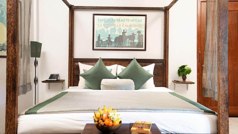 HISTORICAL, DOUBLE BED