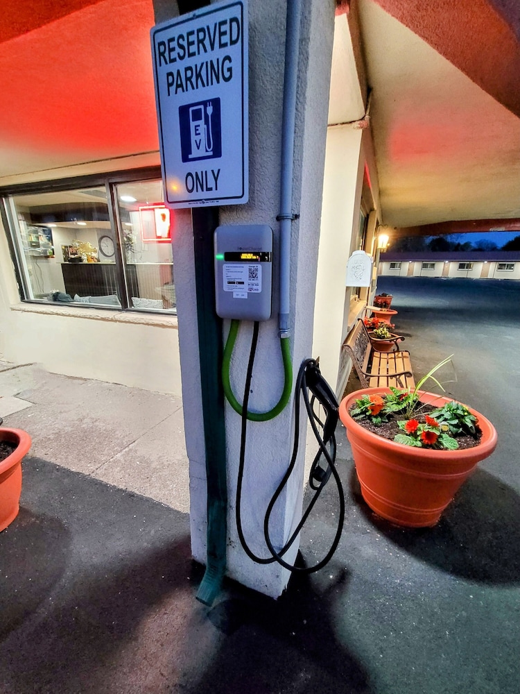 Budget Host Inn Niagara Falls 44/60
