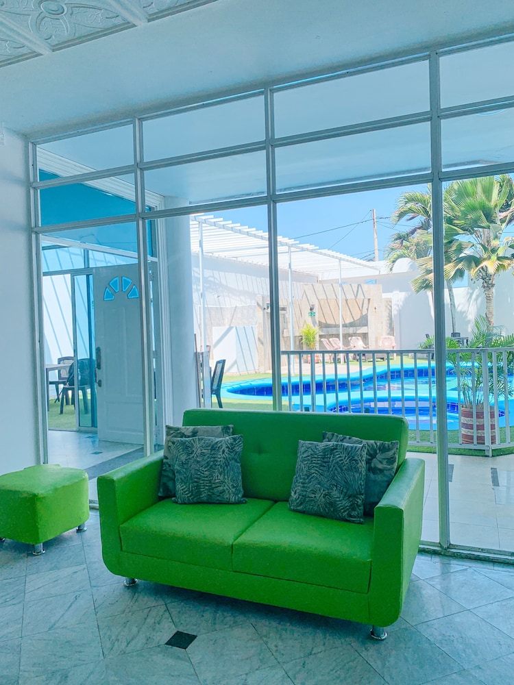 Hotel Abi Inn By GEH Suites 23/42