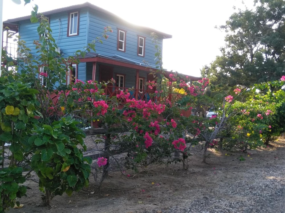 Suger Patch Inn 8/61